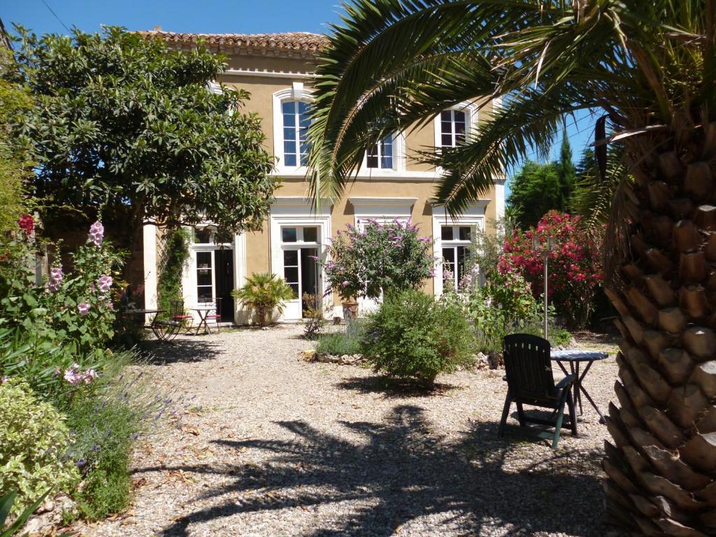 La Maison Des Palmiers Homps  Dış mekan fotoğraf