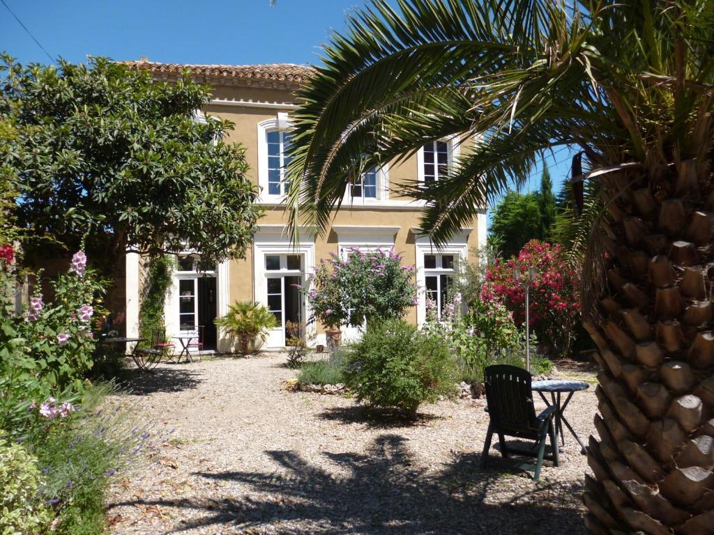 La Maison Des Palmiers Homps  Dış mekan fotoğraf