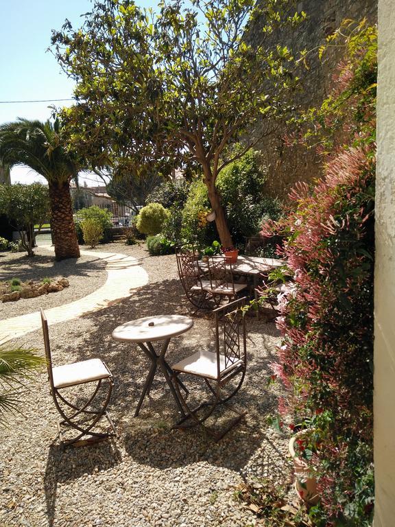La Maison Des Palmiers Homps  Dış mekan fotoğraf